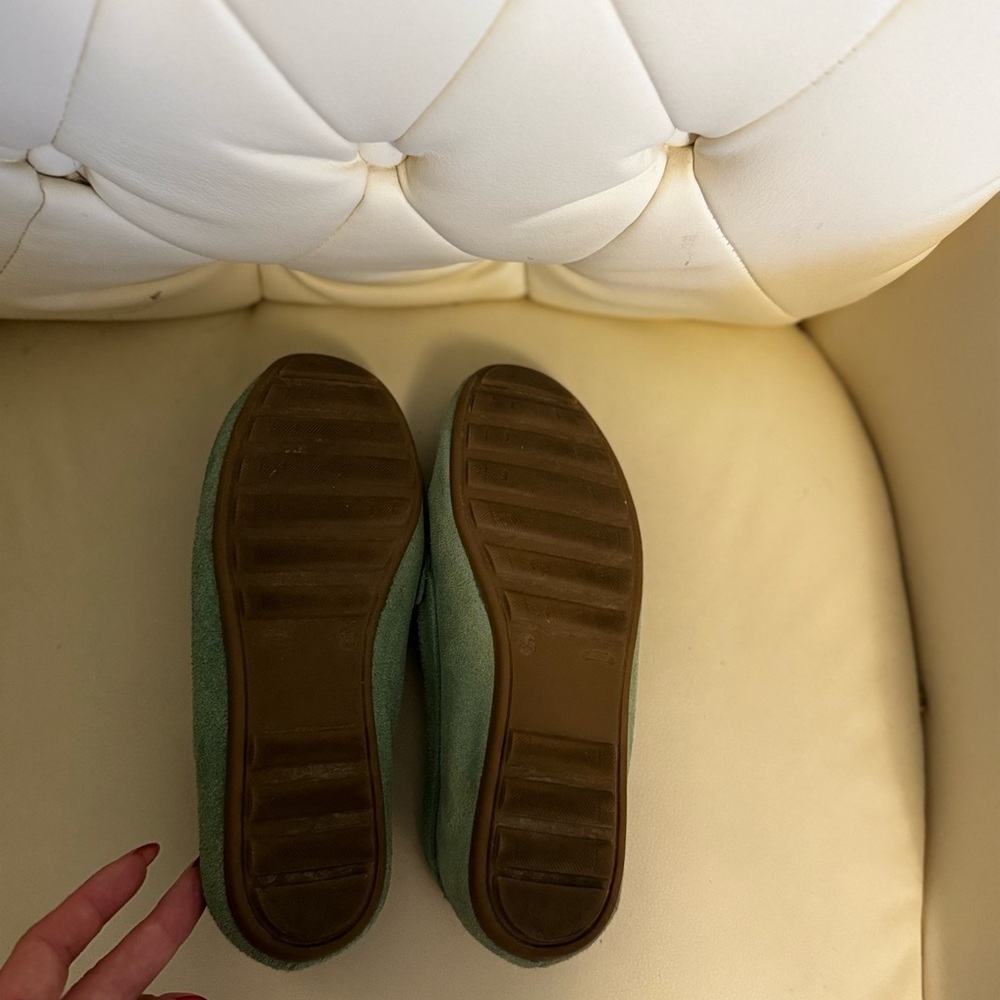 Women's Stylish Teal Moccasins - Picture 5 of 6